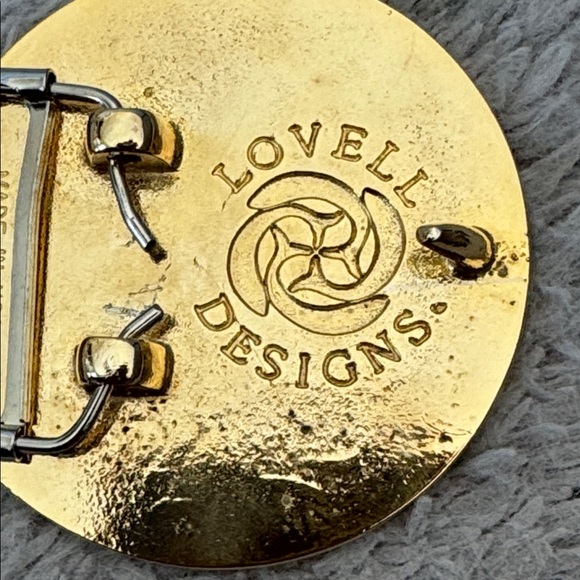 Lovell Designs Horse Belt Buckle - Picture 3 of 5